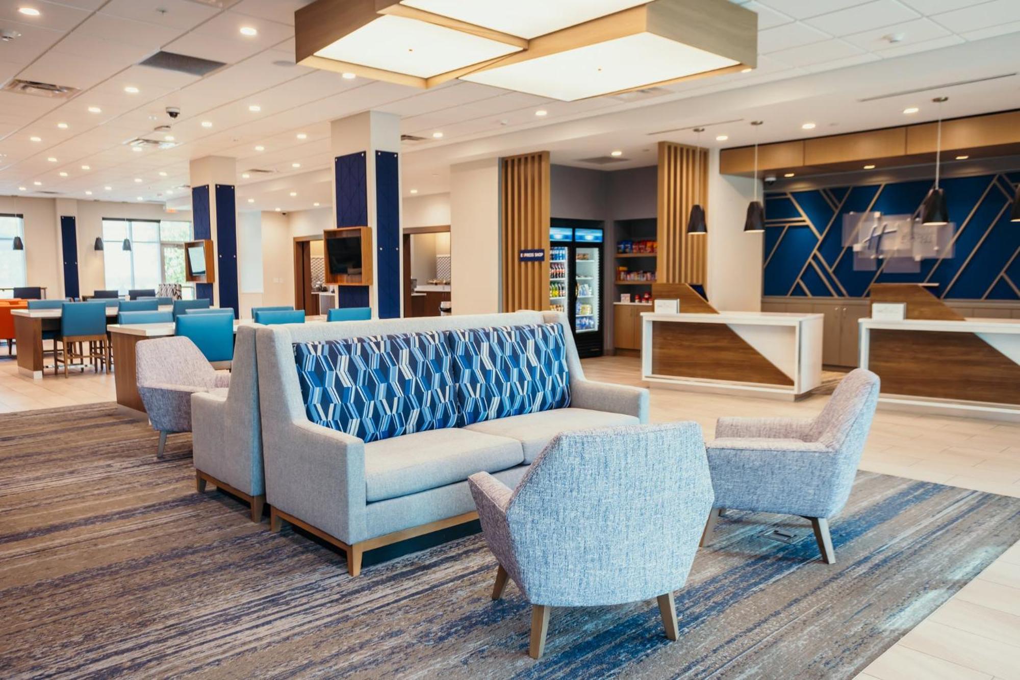 Hotel Express - Des Moines - By Ihg